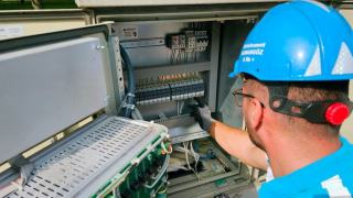 Électricien : bien choisir son artisan pour des travaux