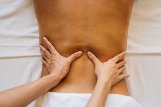 Masseur : bien le choisir, techniques et tarifs